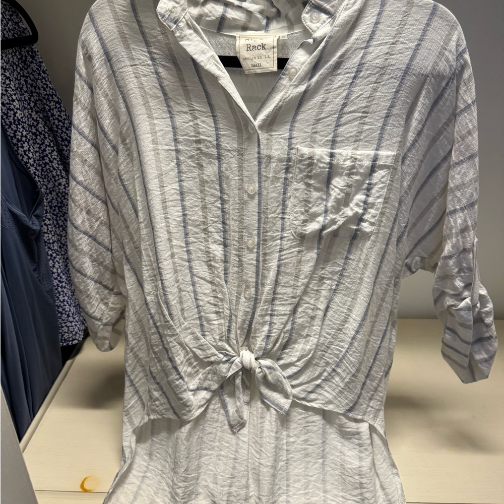 Women's Striped White and Blue Top